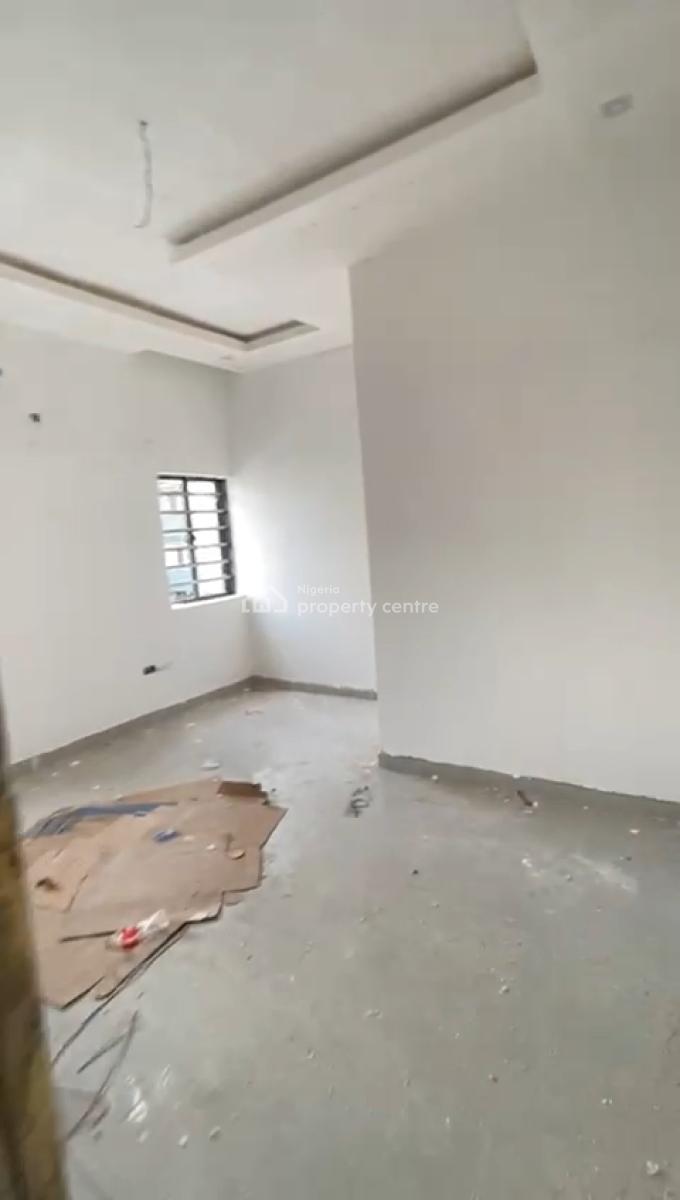 Executive 3 Bedroom Flat, Sholuyi, Gbagada, Lagos, Flat / Apartment for Rent
