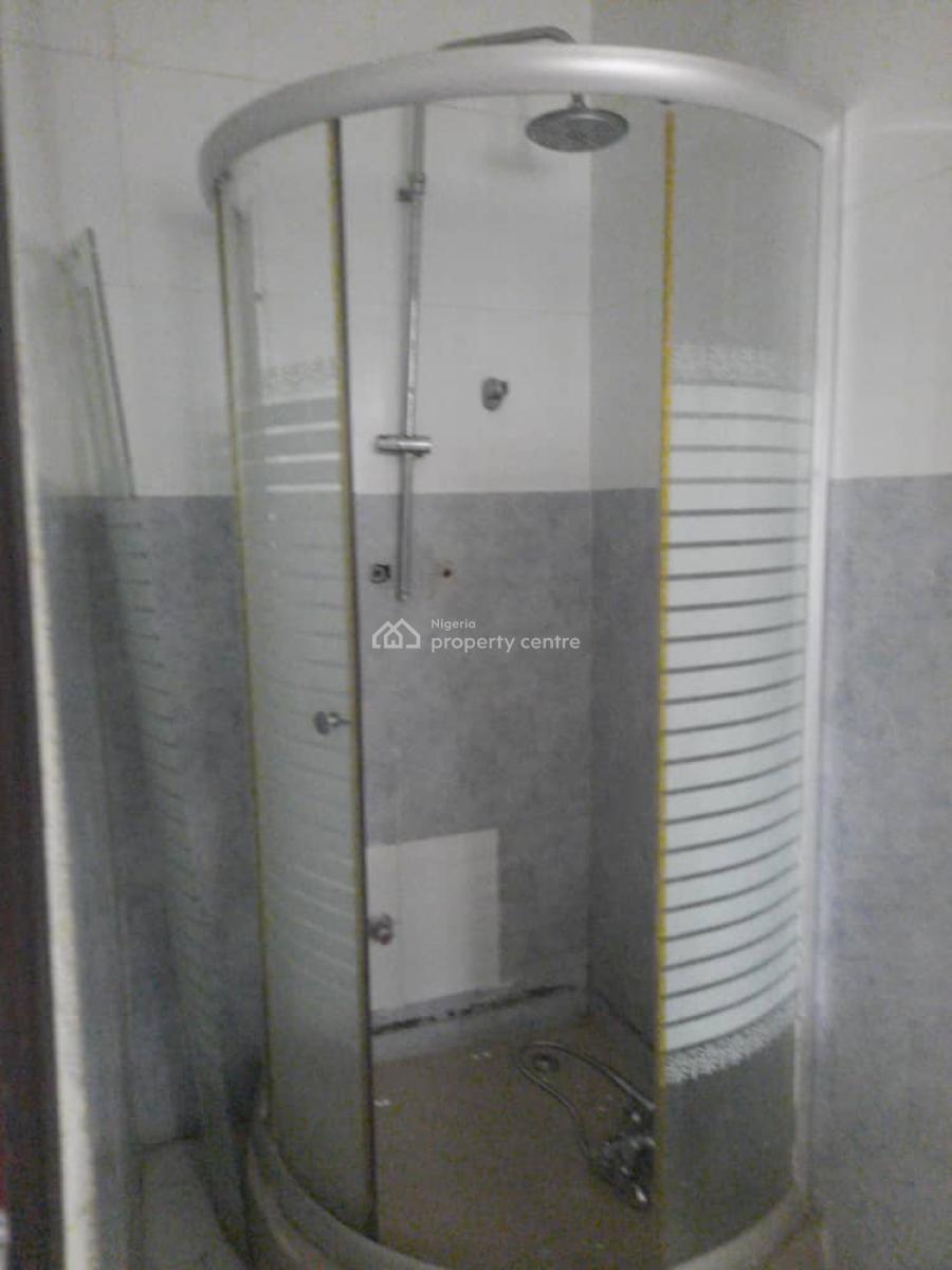3 Bedroom Luxury Apartment Partly Furnished in Unilag Estate Magodo Gr, Unilag Estate Magodo Phase 1, Gra Phase 1, Magodo, Lagos, Flat / Apartment for Rent