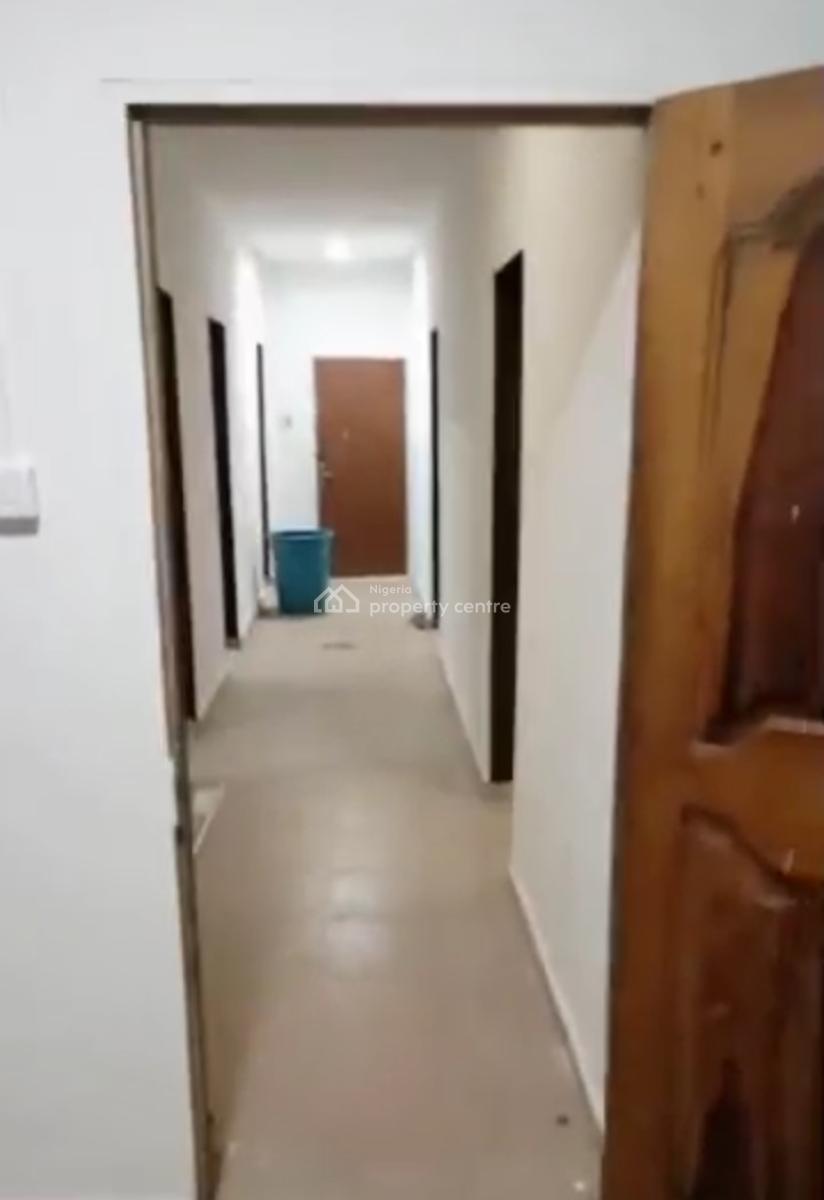 Three Bedroom Apartment, Ojota, Lagos, Flat / Apartment for Rent