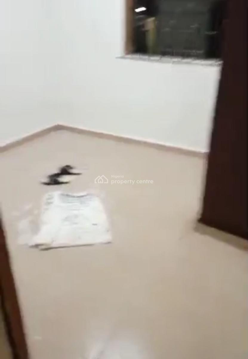 Three Bedroom Apartment, Ojota, Lagos, Flat / Apartment for Rent