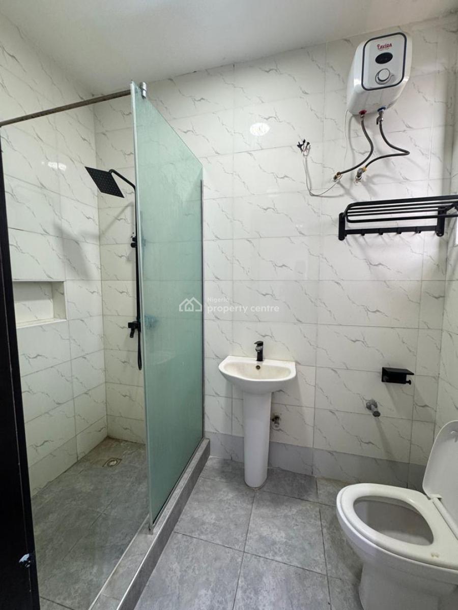 Luxury Service 2 Bedroom Flat, Ologolo, Lekki Phase 1, Lekki, Lagos, Flat / Apartment for Rent