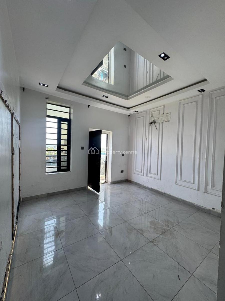 Luxury Service 2 Bedroom Flat, Ologolo, Lekki Phase 1, Lekki, Lagos, Flat / Apartment for Rent