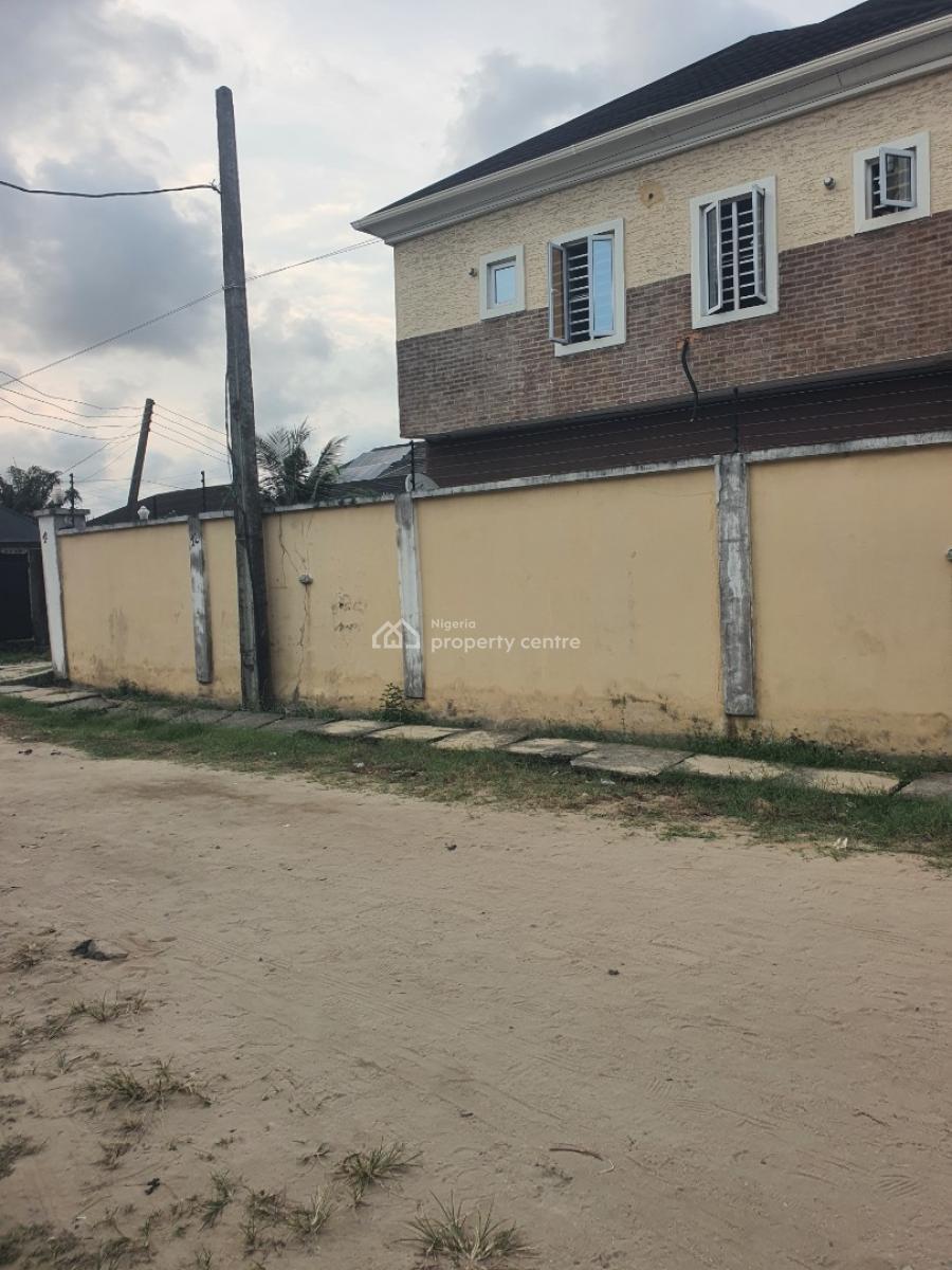 Luxury 6 Units of Blocks of Flat in Built-up and Secured Estate, Badore Road, Badore, Ibeju Lekki, Lagos, Block of Flats for Sale