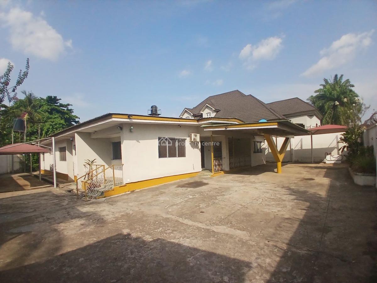 6 Bedroom Bungalow with 3 Bedroom Bq, on 1030sqm, Arigidi, Old Bodija, Ibadan, Oyo, Block of Flats for Sale