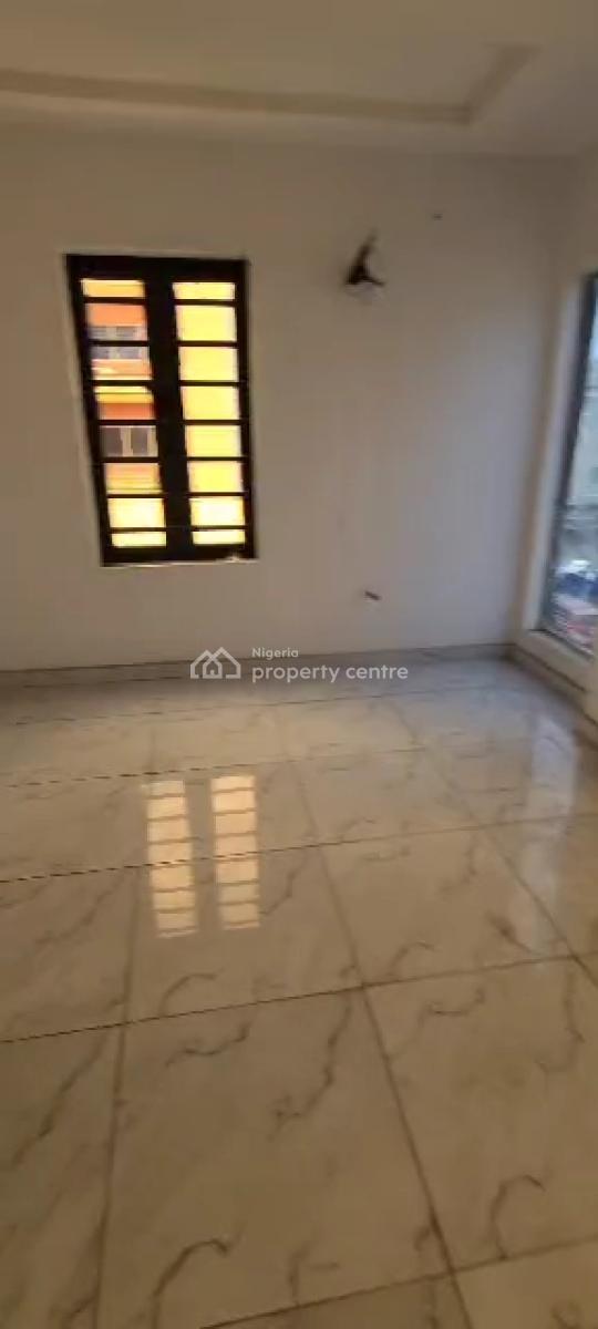 Brand New 2 Bedroom Apartment, Alagomeji, Yaba, Lagos, Flat / Apartment for Rent