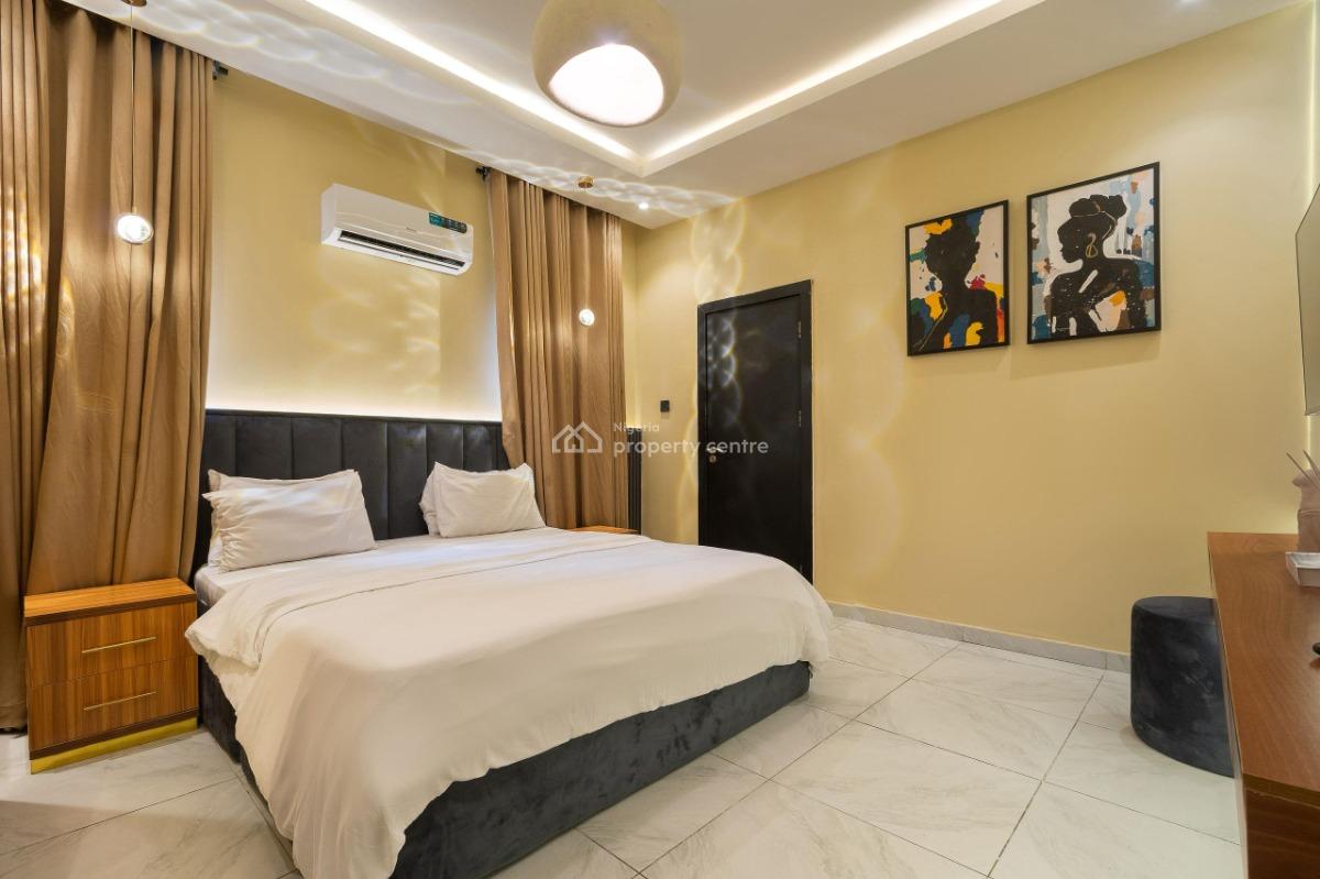 Lush 2bedroom Apartment with Ps5, Freedom Way, Lekki Phase 1, Lekki, Lagos, Flat / Apartment Short Let