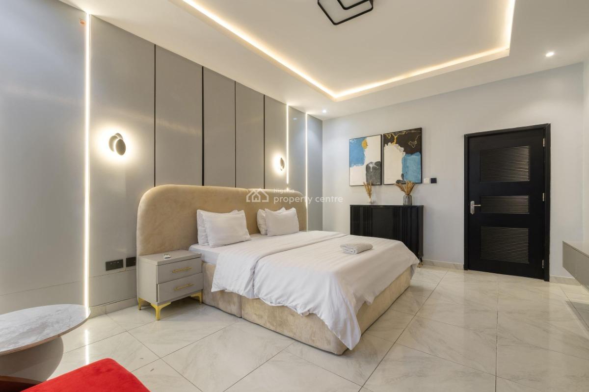 Lush 2bedroom Apartment with Ps5, Freedom Way, Lekki Phase 1, Lekki, Lagos, Flat / Apartment Short Let