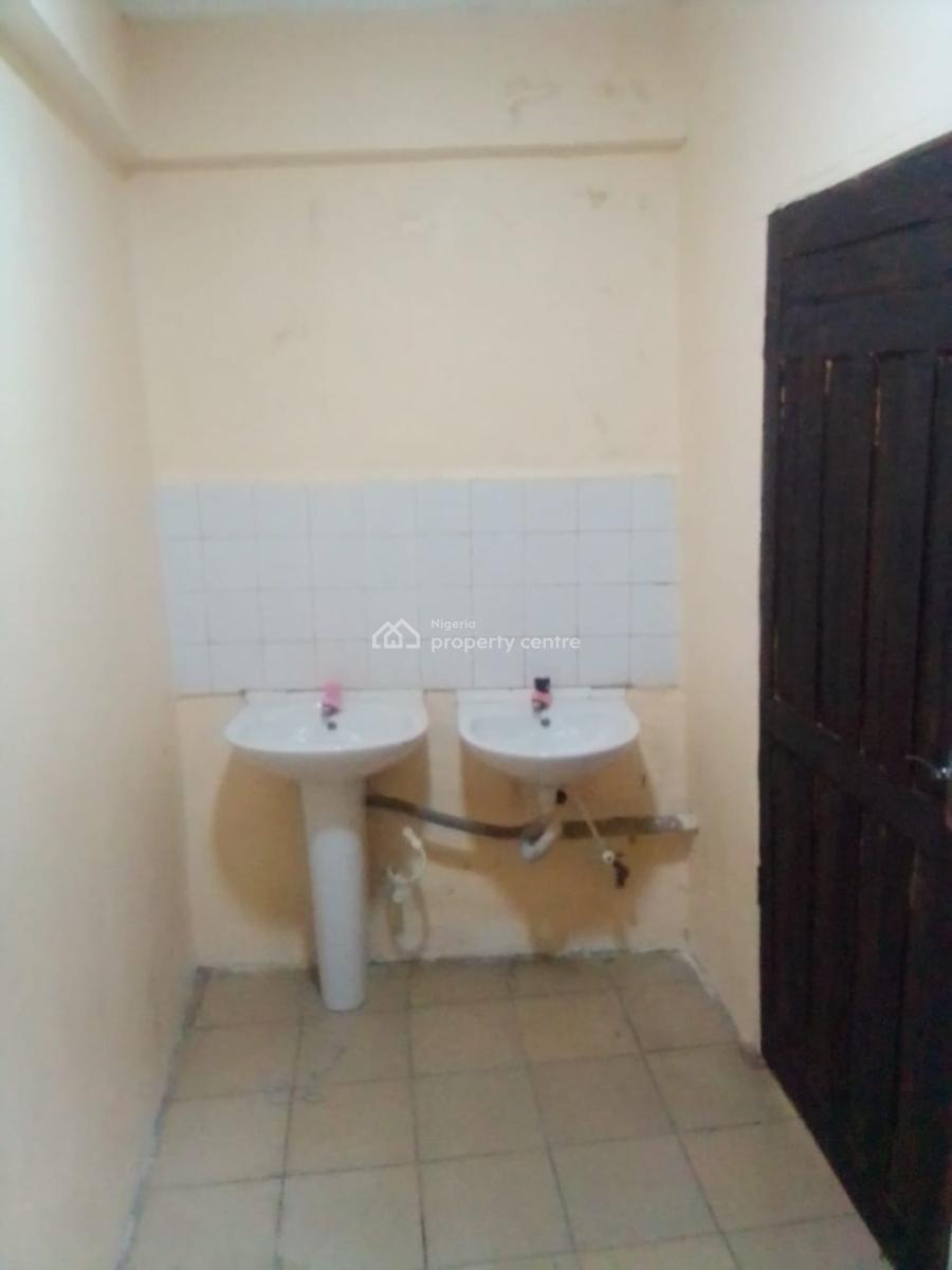 108sqm Service Office Space, Opebi Road, Ikeja Lagos, Ikeja, Lagos, Office Space for Rent