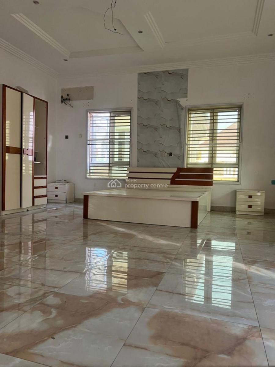 Master Bedroom Shared Apartment, Ologolo, Lekki, Lagos, Self Contain (single Rooms) for Rent