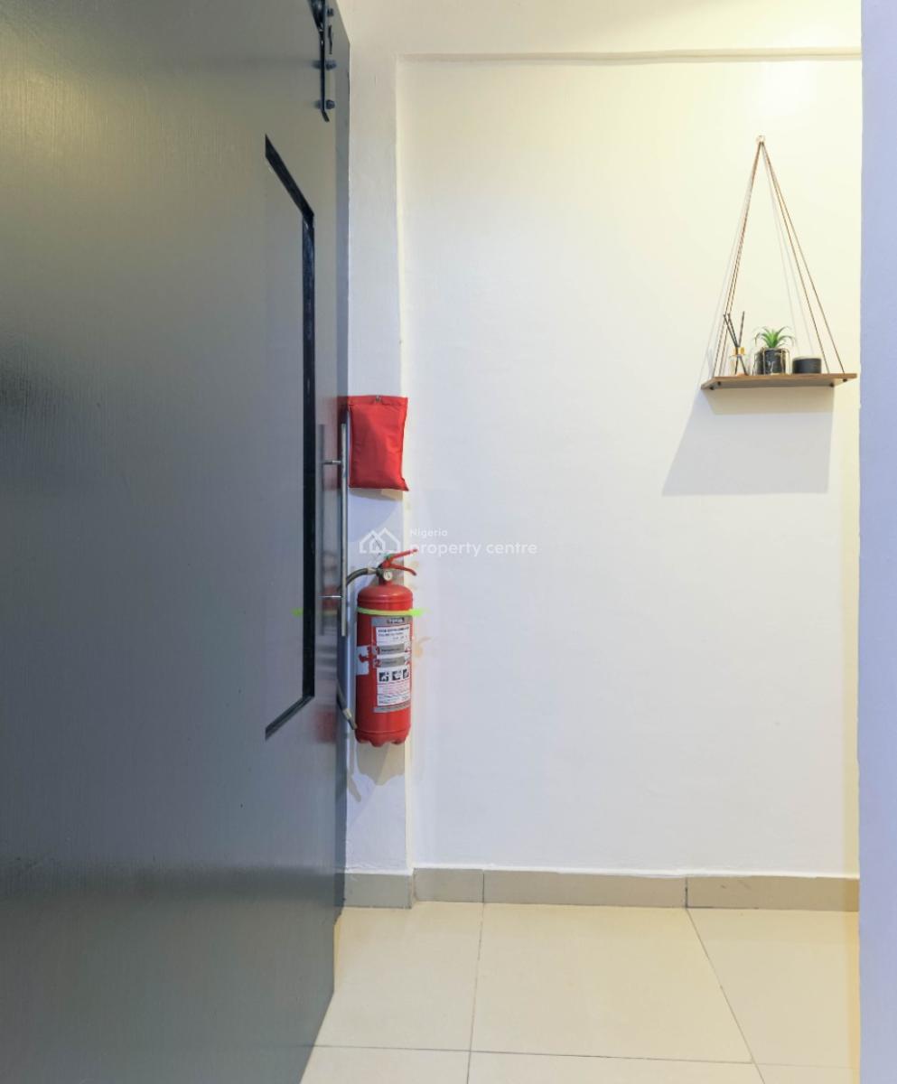 Fully Furnished 3 Bedroom Apartment, Osapa, Lekki, Lagos, Flat / Apartment for Rent