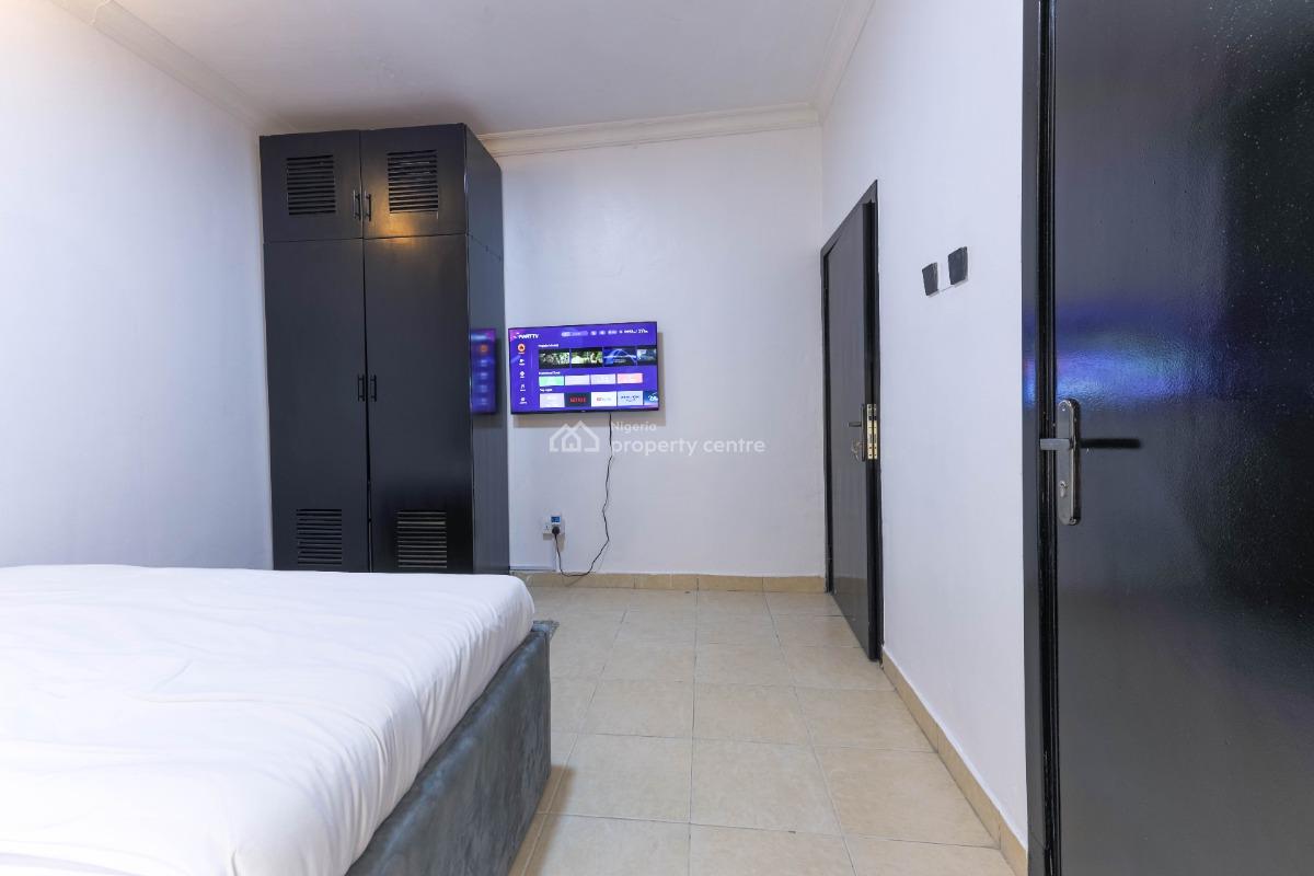 Fully Furnished 3 Bedroom Apartment, Osapa, Lekki, Lagos, Flat / Apartment for Rent