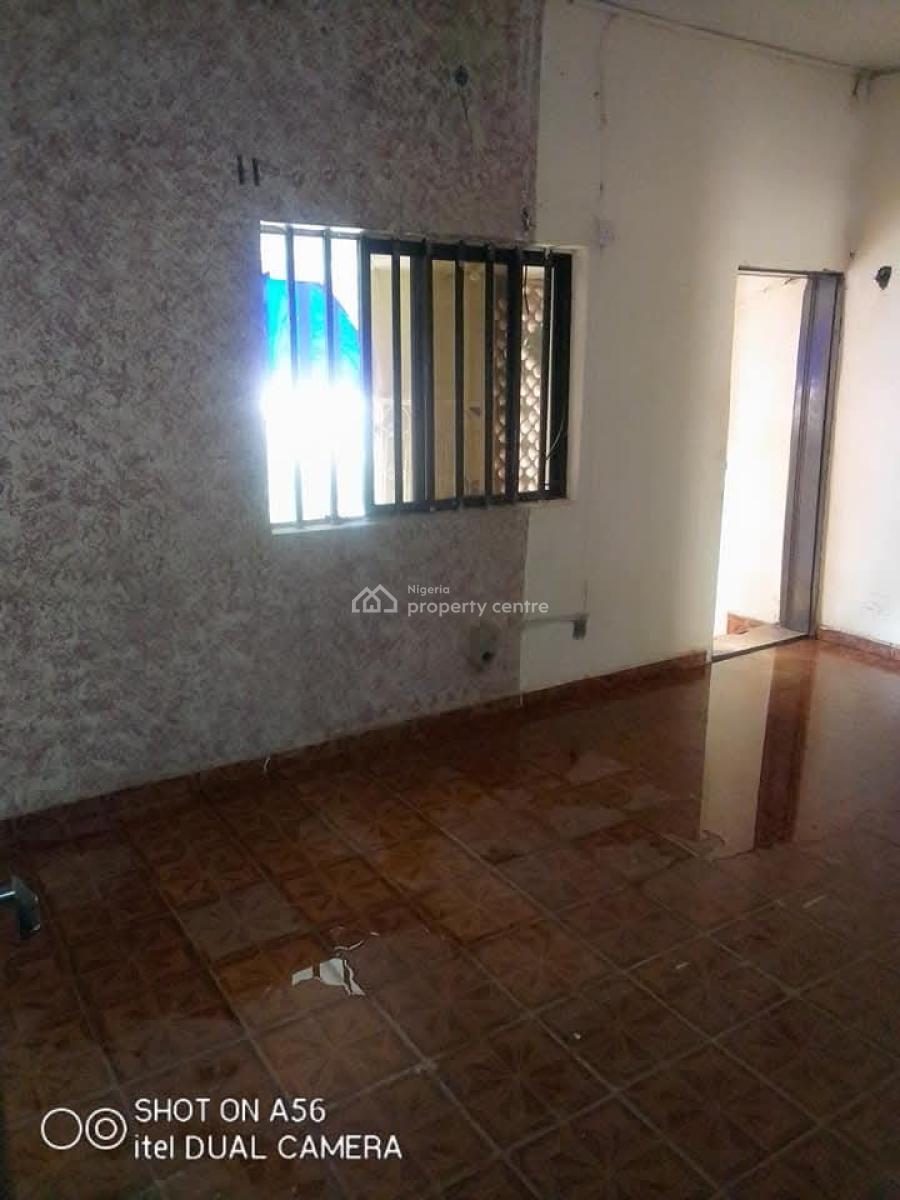 Decent 3 Bedroom Flat, Off 3rd Avenue, Gwarinpa, Abuja, Flat / Apartment for Rent