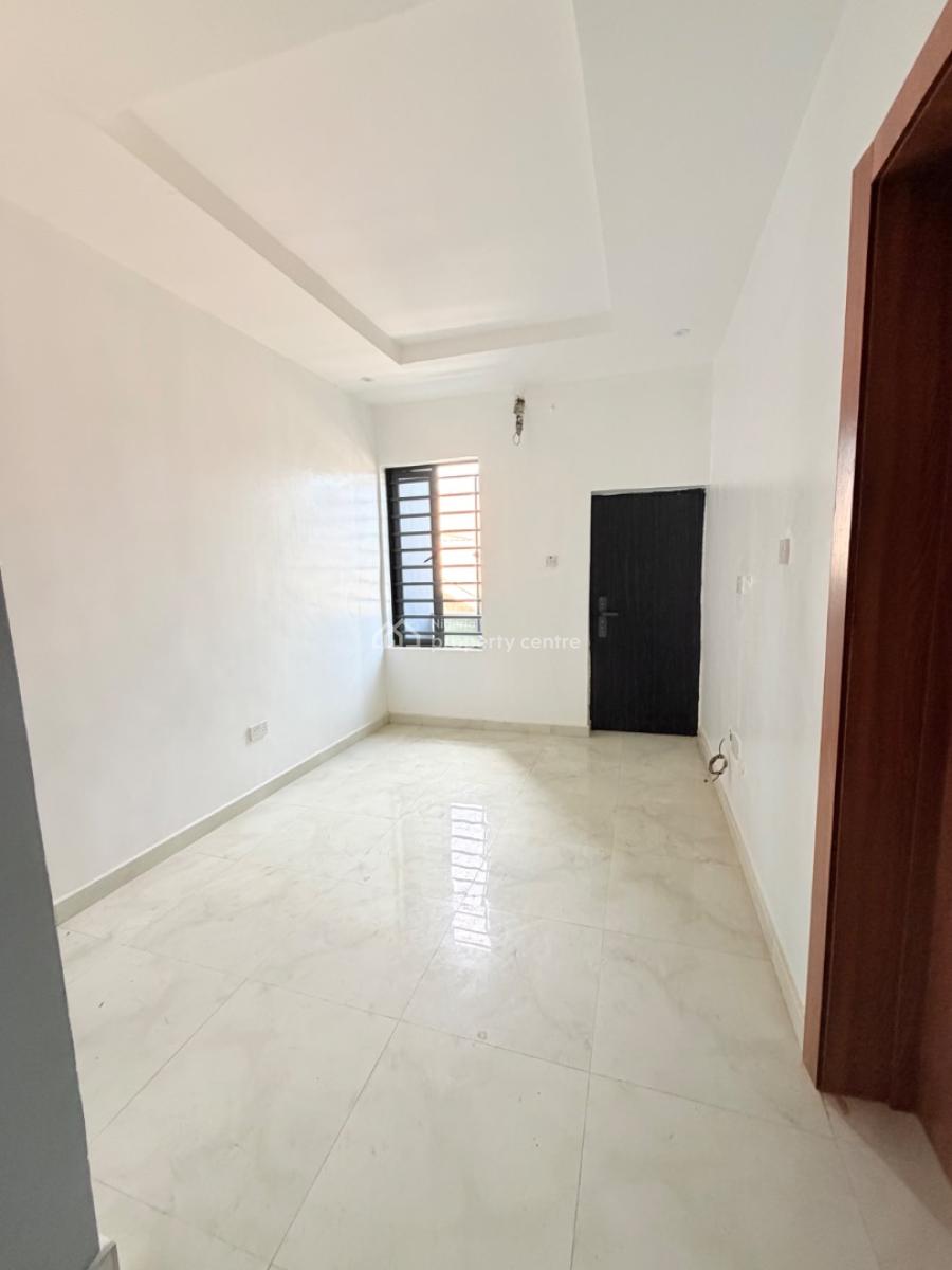 Spaciously Built 3 Bedroom Semi Detached Duplex with a Room Bq, Magodo, Lagos, Semi-detached Duplex for Sale
