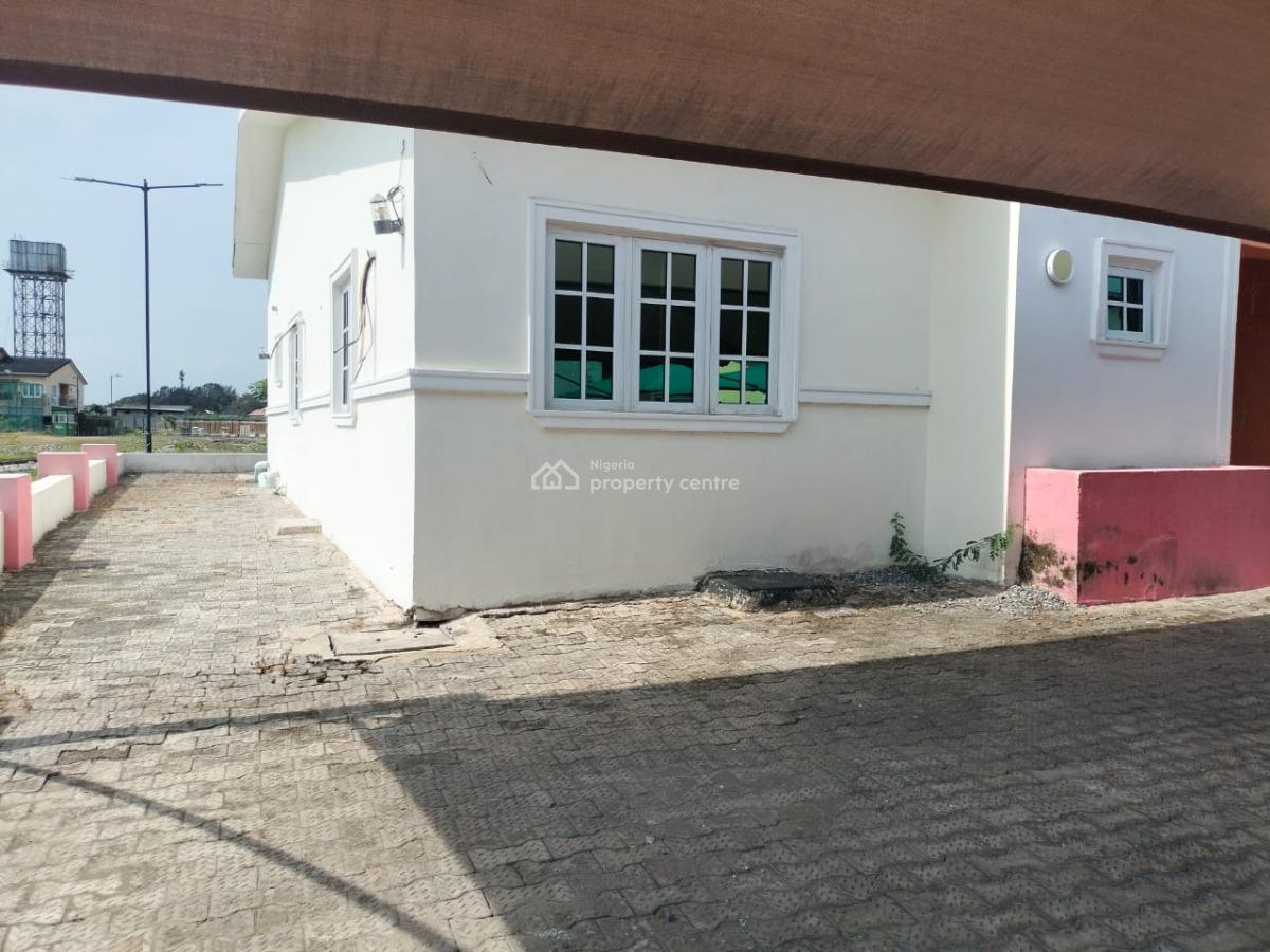 4-bedroom Semi Detached Duplex in a Fully Serviced Estate, Lekki Paradise 3 Estate, Chevron Drive, Lekki, Lagos, Semi-detached Duplex for Rent