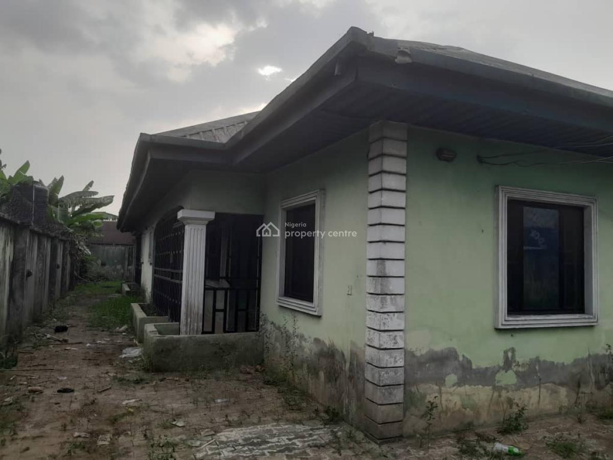 5bedroom Apartment, Eneka Road, Port Harcourt, Rivers, Flat / Apartment for Sale