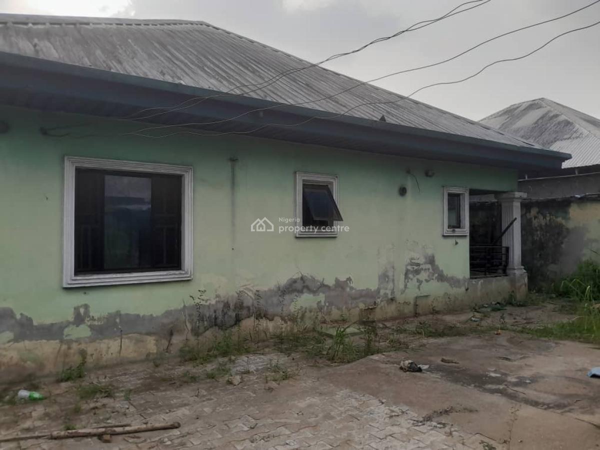 5bedroom Apartment, Eneka Road, Port Harcourt, Rivers, Flat / Apartment for Sale