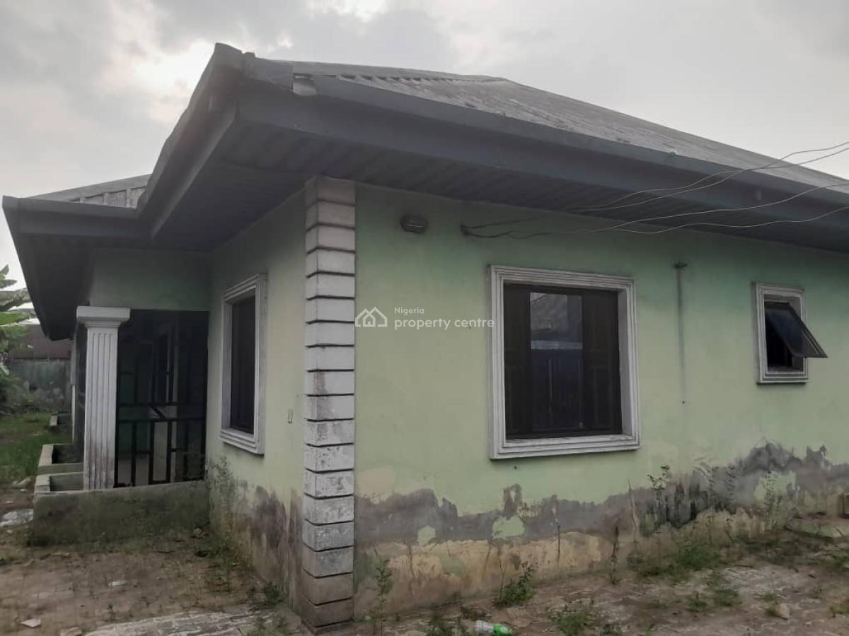 5bedroom Apartment, Eneka Road, Port Harcourt, Rivers, Flat / Apartment for Sale