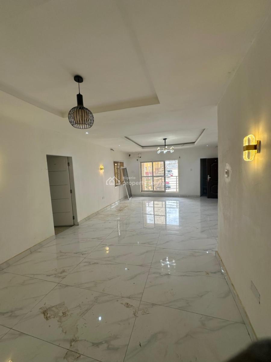 Spacious, Pop Finished 2 Bedroom Flat with Guest Toilet, Guzape District, Abuja, Flat / Apartment for Rent