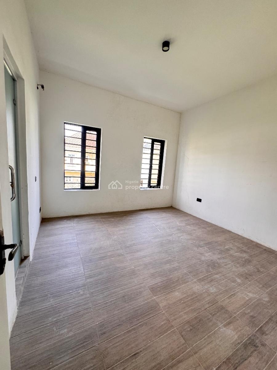 Beautiful 2bedroom Apartment with a Bq, Agungi, Lekki, Lagos, Block of Flats for Sale