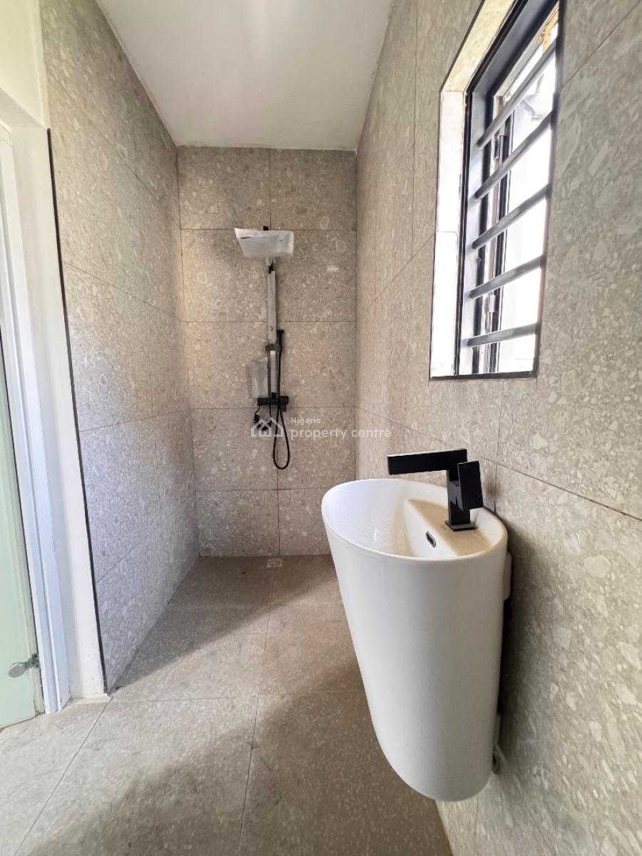 Beautiful 2bedroom Apartment with a Bq, Agungi, Lekki, Lagos, Block of Flats for Sale