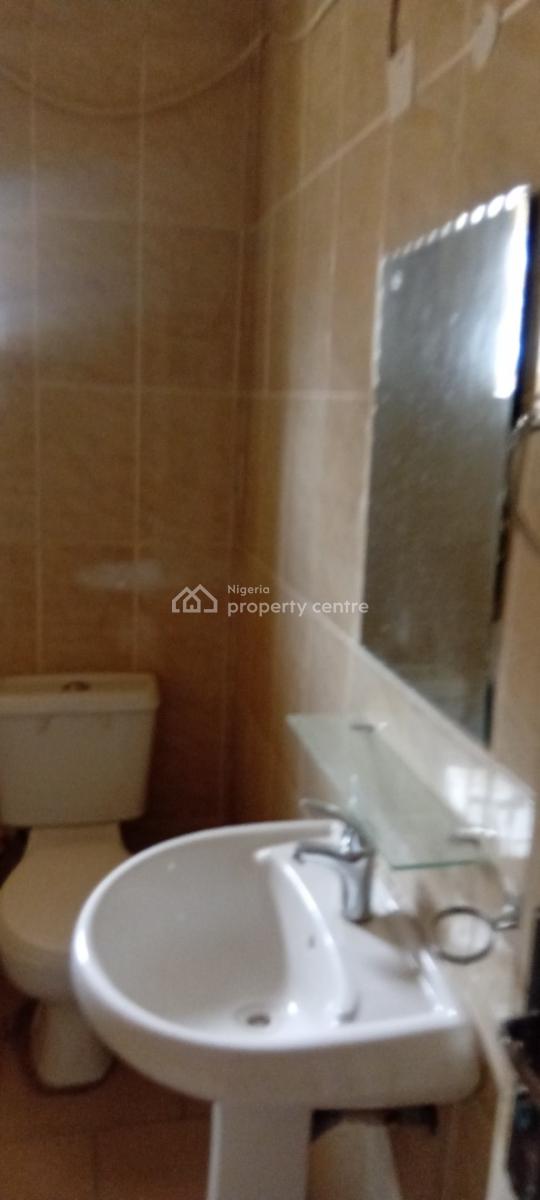 Well Finished, Spacious 3 Bedroom Flat with Guest Toilet, Wuye, Abuja, Flat / Apartment for Rent