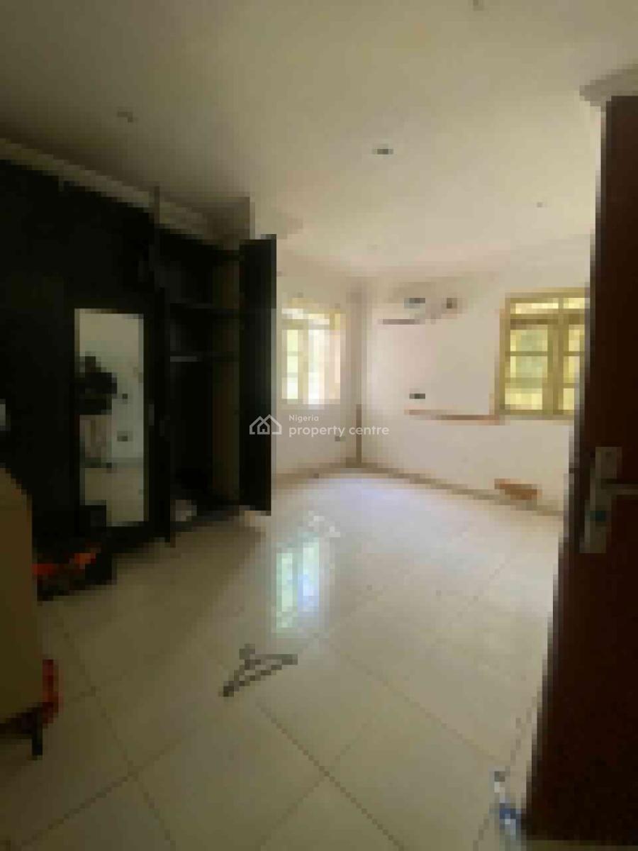Beautiful 2 Bedrooms Serviced and Spacious Apartment,tarred Road, Katampe Extension, Katampe, Abuja, Flat / Apartment for Rent