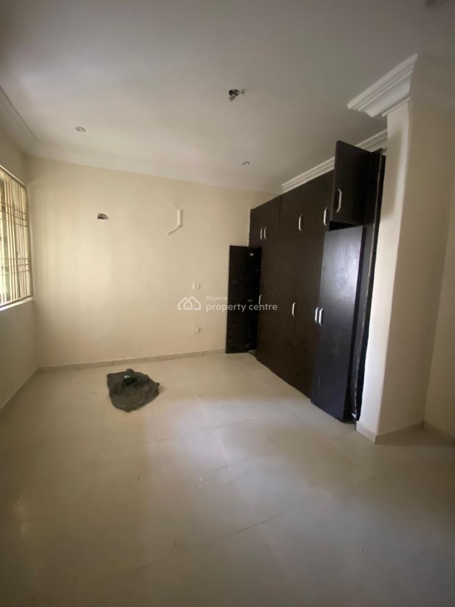 Beautiful 2 Bedrooms Serviced and Spacious Apartment,tarred Road, Katampe Extension, Katampe, Abuja, Flat / Apartment for Rent