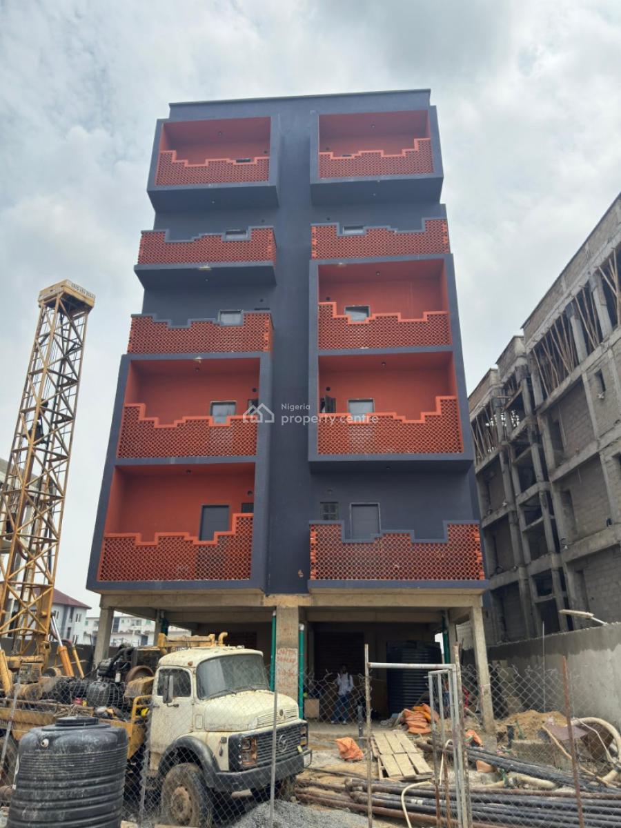 Stunning 3bedroom Apartment with an Elevator in a Prime Location, Lekki Phase 1, Lekki, Lagos, Flat / Apartment for Sale