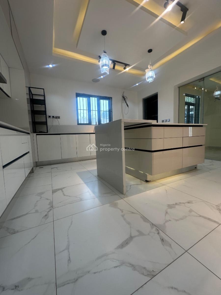 5 Bedroom Detached Duplex & Bq, Guzape District, Abuja, Detached Duplex for Sale