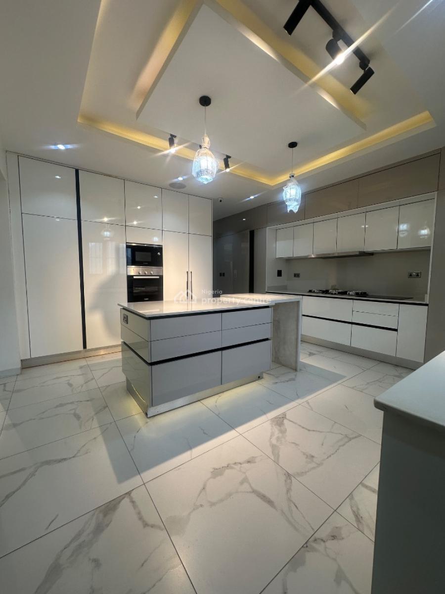 5 Bedroom Detached Duplex & Bq, Guzape District, Abuja, Detached Duplex for Sale