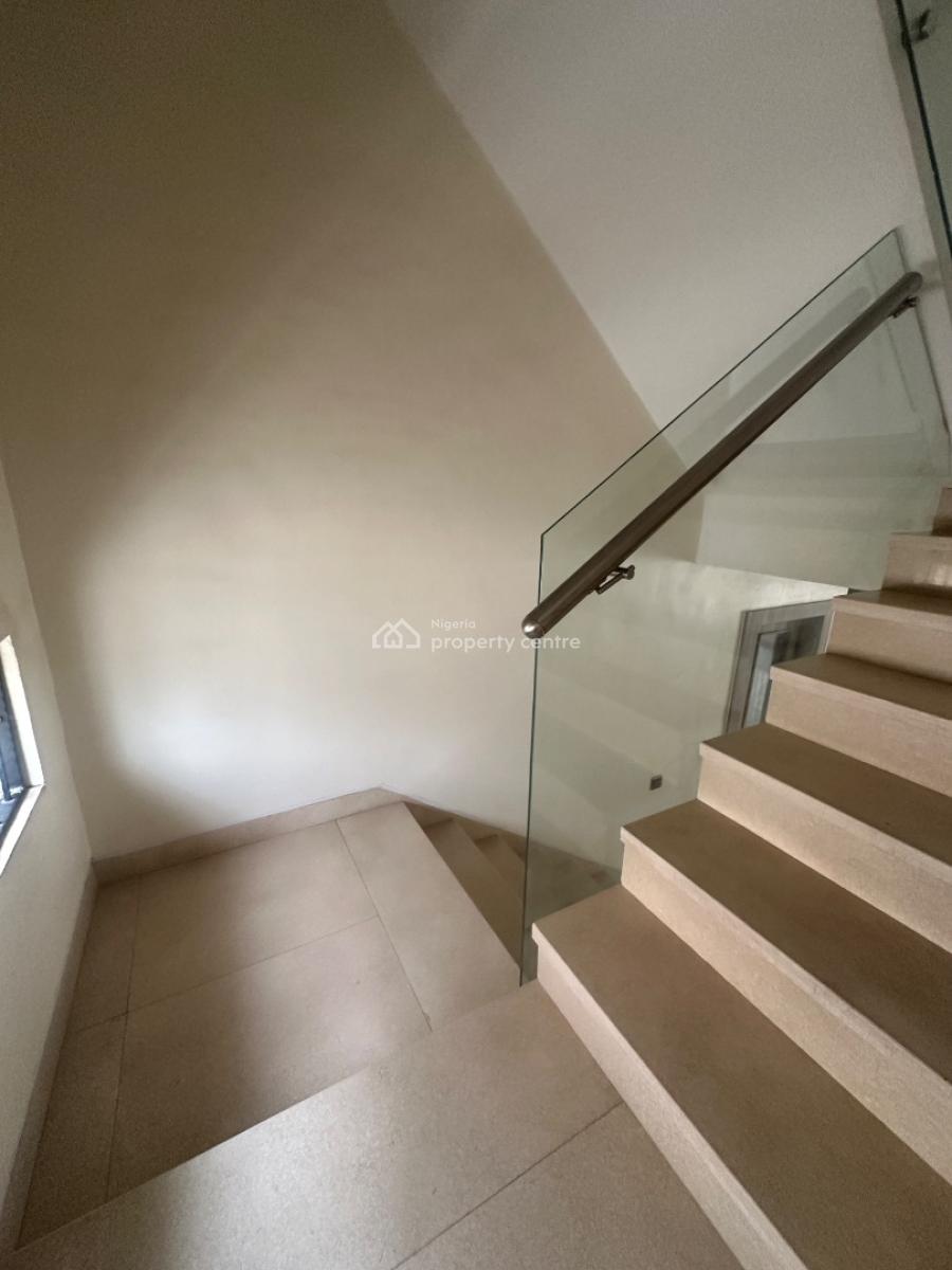 5 Bedroom Detached Duplex & Bq, Guzape District, Abuja, Detached Duplex for Sale