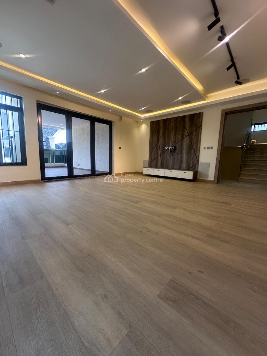 5 Bedroom Detached Duplex & Bq, Guzape District, Abuja, Detached Duplex for Sale