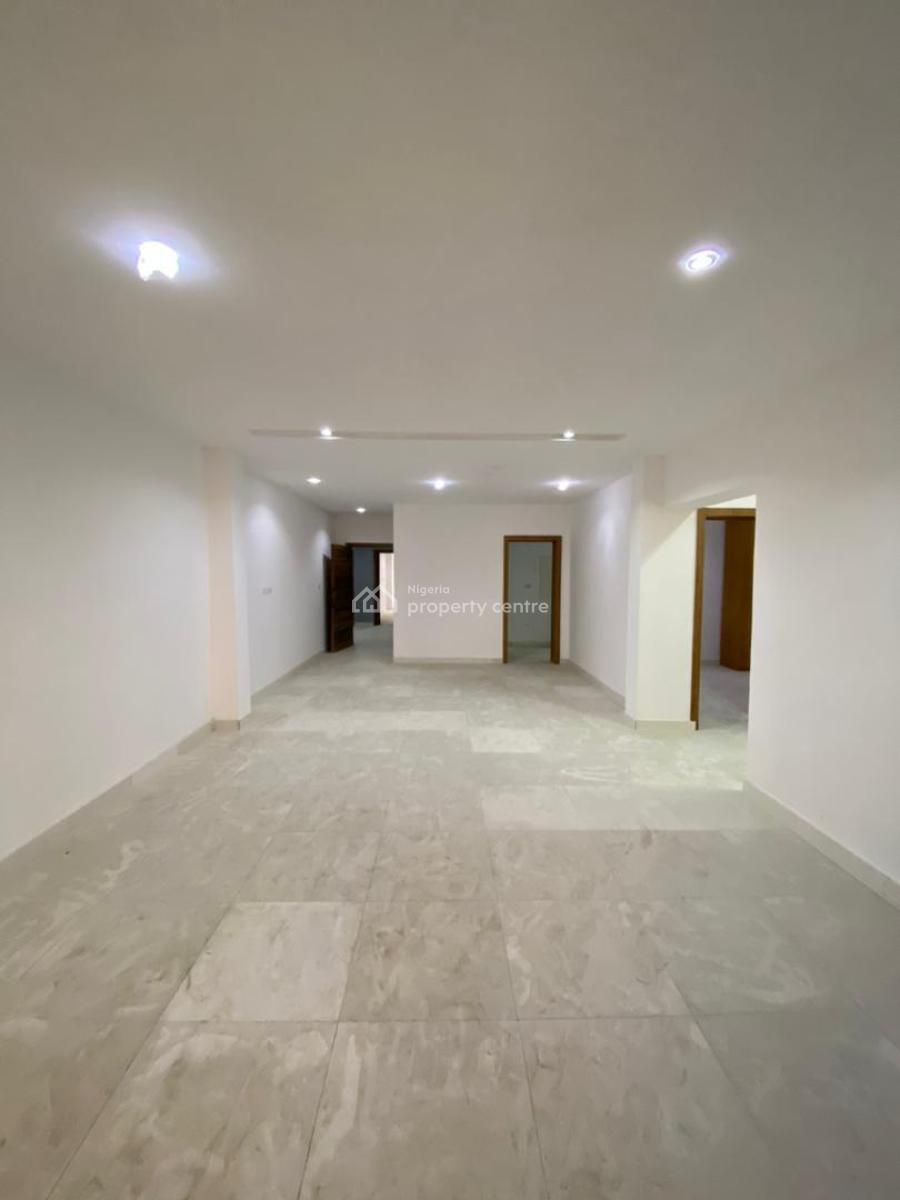 Luxurious 2bedroom Apartment with an Elevator in a Serene Environment, Lekki Phase 1, Lekki, Lagos, Flat / Apartment for Sale