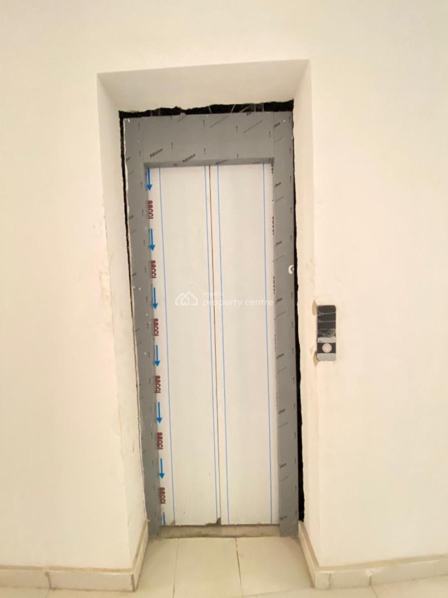 2 Bedroom Apartment with Elevator, Pool, Ologolo, Lekki, Lagos, Flat / Apartment for Sale