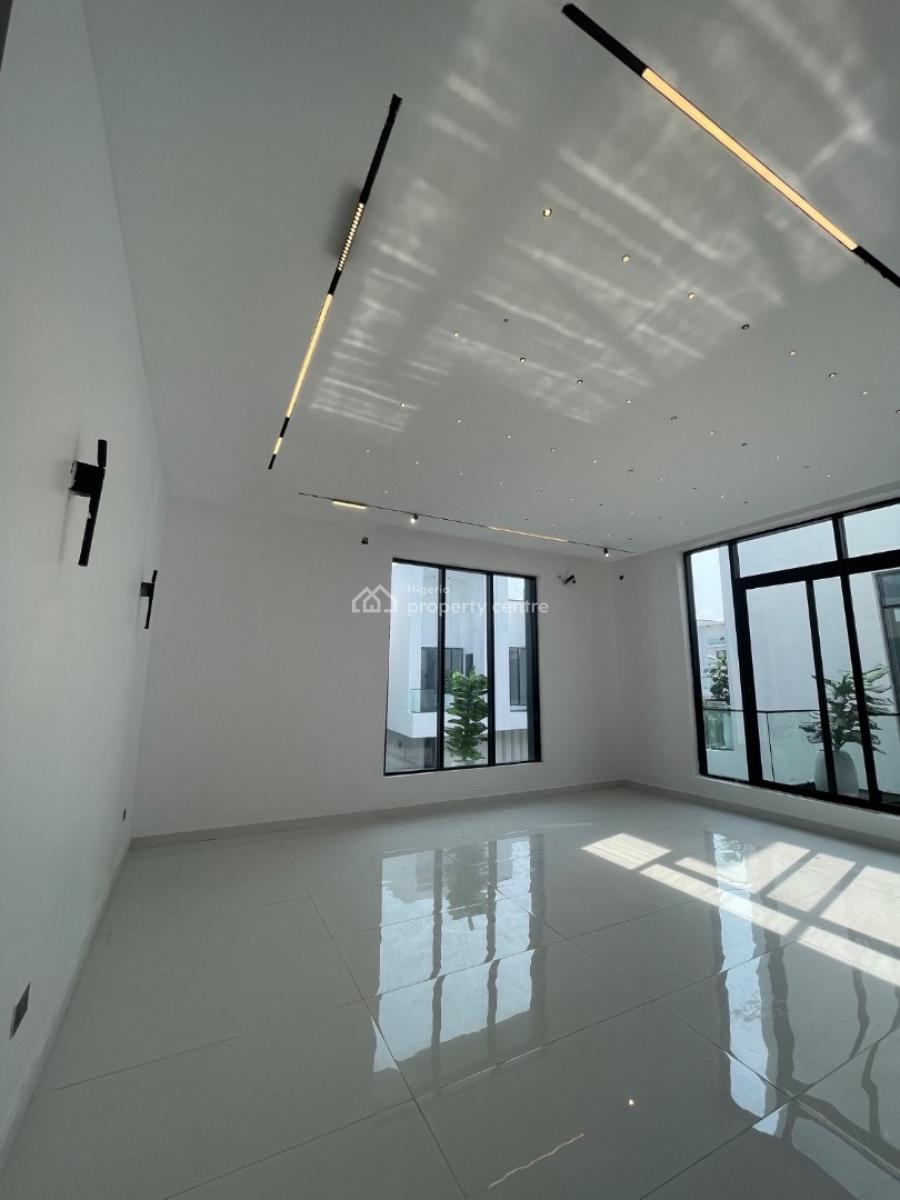 Wonderfully Finished 5 Bedroom Detached Home with Bq in a Well Secured, Chevron, Lekki, Lagos, Detached Duplex for Sale