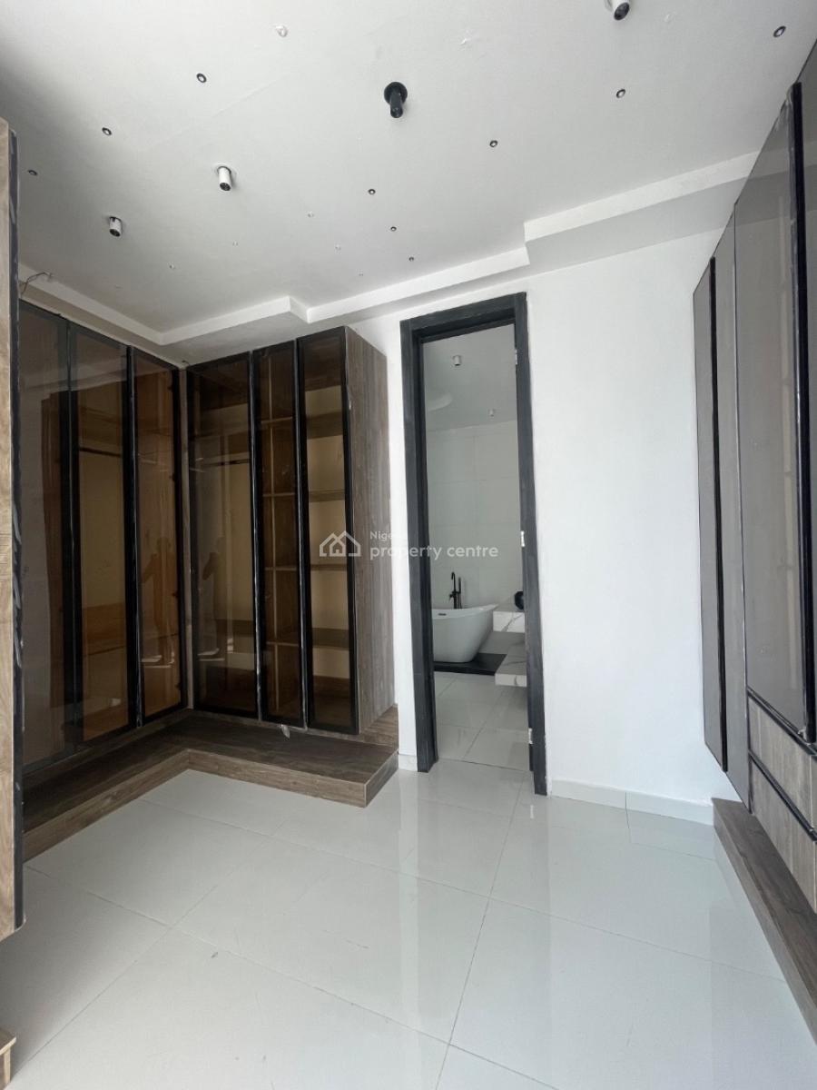 Wonderfully Finished 5 Bedroom Detached Home with Bq in a Well Secured, Chevron, Lekki, Lagos, Detached Duplex for Sale