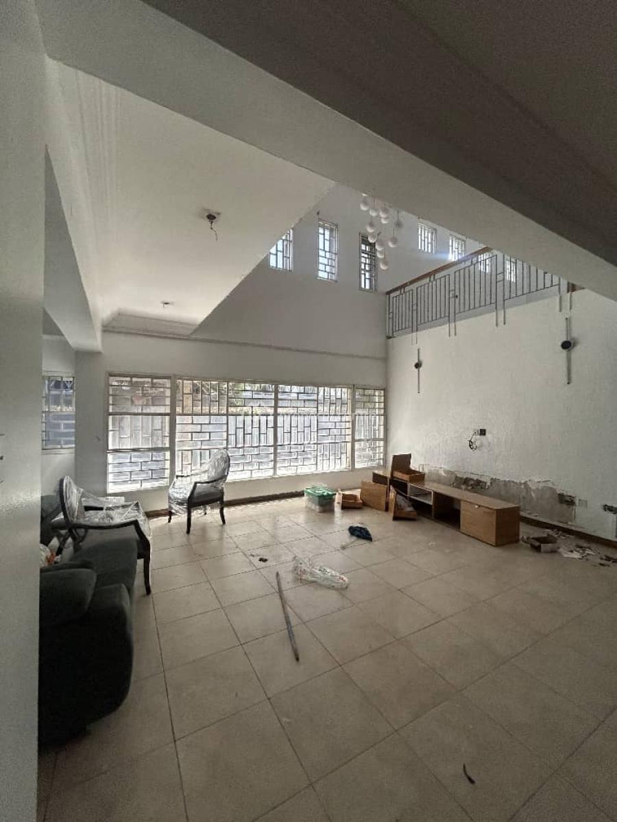 Self-serviced and Self-compound 4 Bedroom En-suite Semi-detached Duple, Lekki Phase 1, Lekki, Lagos, Semi-detached Duplex for Rent