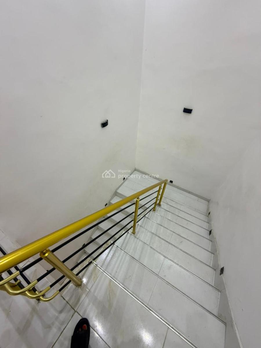 4 Bedroom Terrace, Thomas Estate, Sangotedo, Ajah, Lagos, Terraced Duplex for Rent