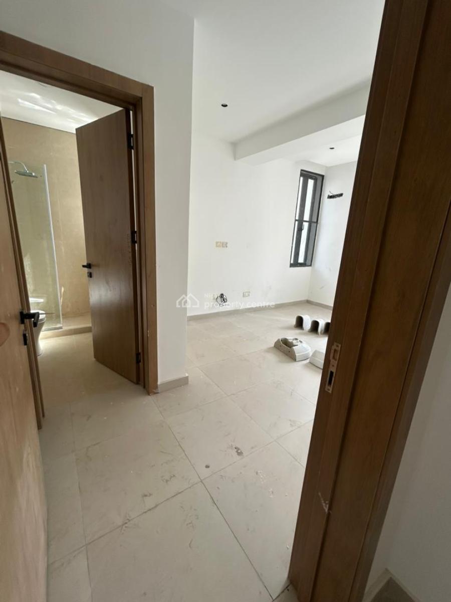 3 Bedroom Apartment with Bq, Lekki Phase 1, Lekki, Lagos, Flat / Apartment for Sale