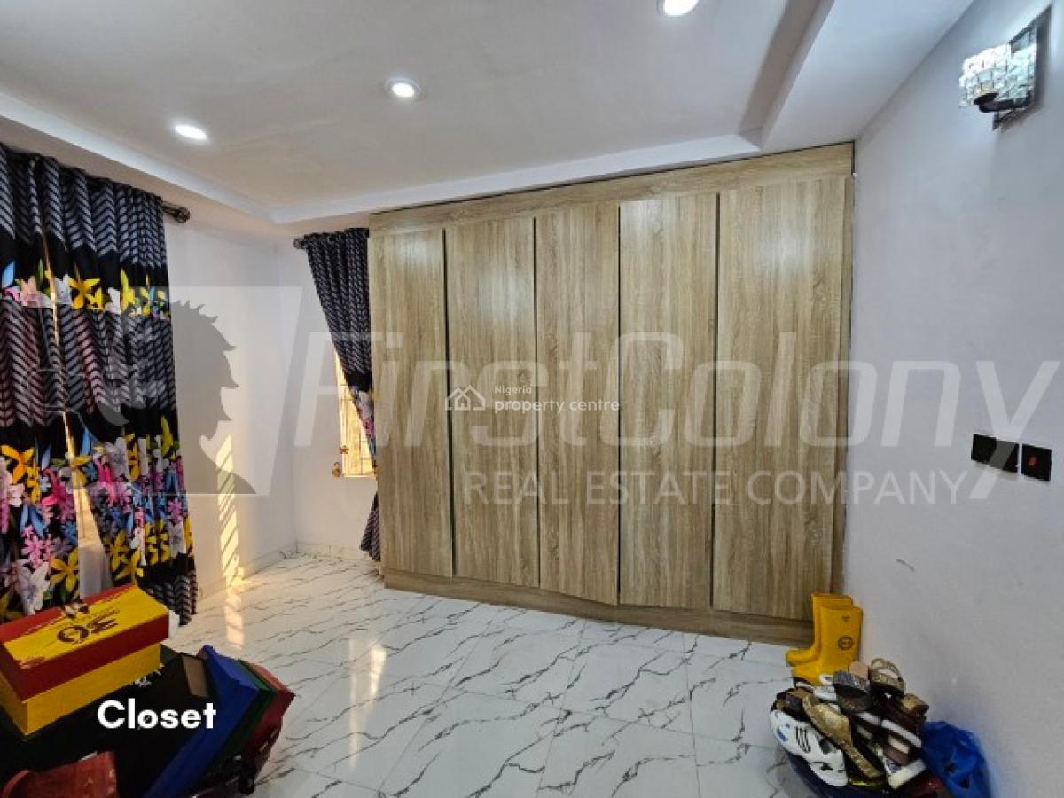 Gigantic 3 Bedroom Detached Home on Large Grounds (with 2-room Bq), Agungi, Lekki, Lagos, Detached Duplex for Sale