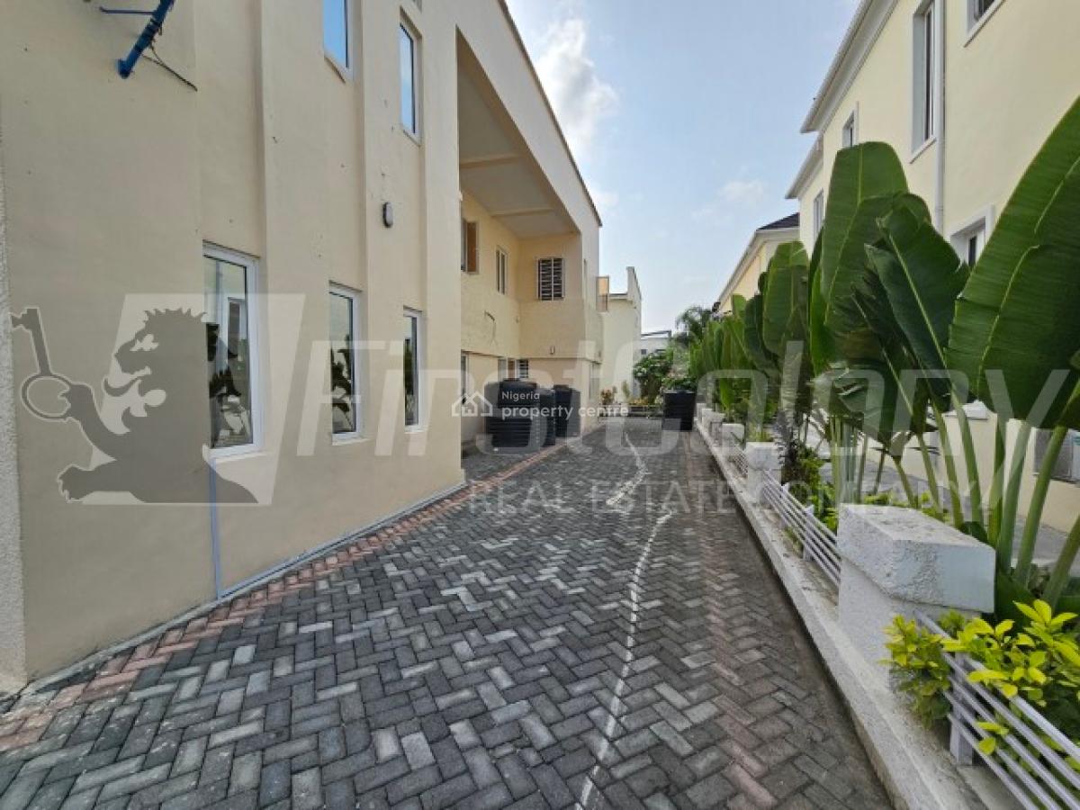 Gigantic 3 Bedroom Detached Home on Large Grounds (with 2-room Bq), Agungi, Lekki, Lagos, Detached Duplex for Sale