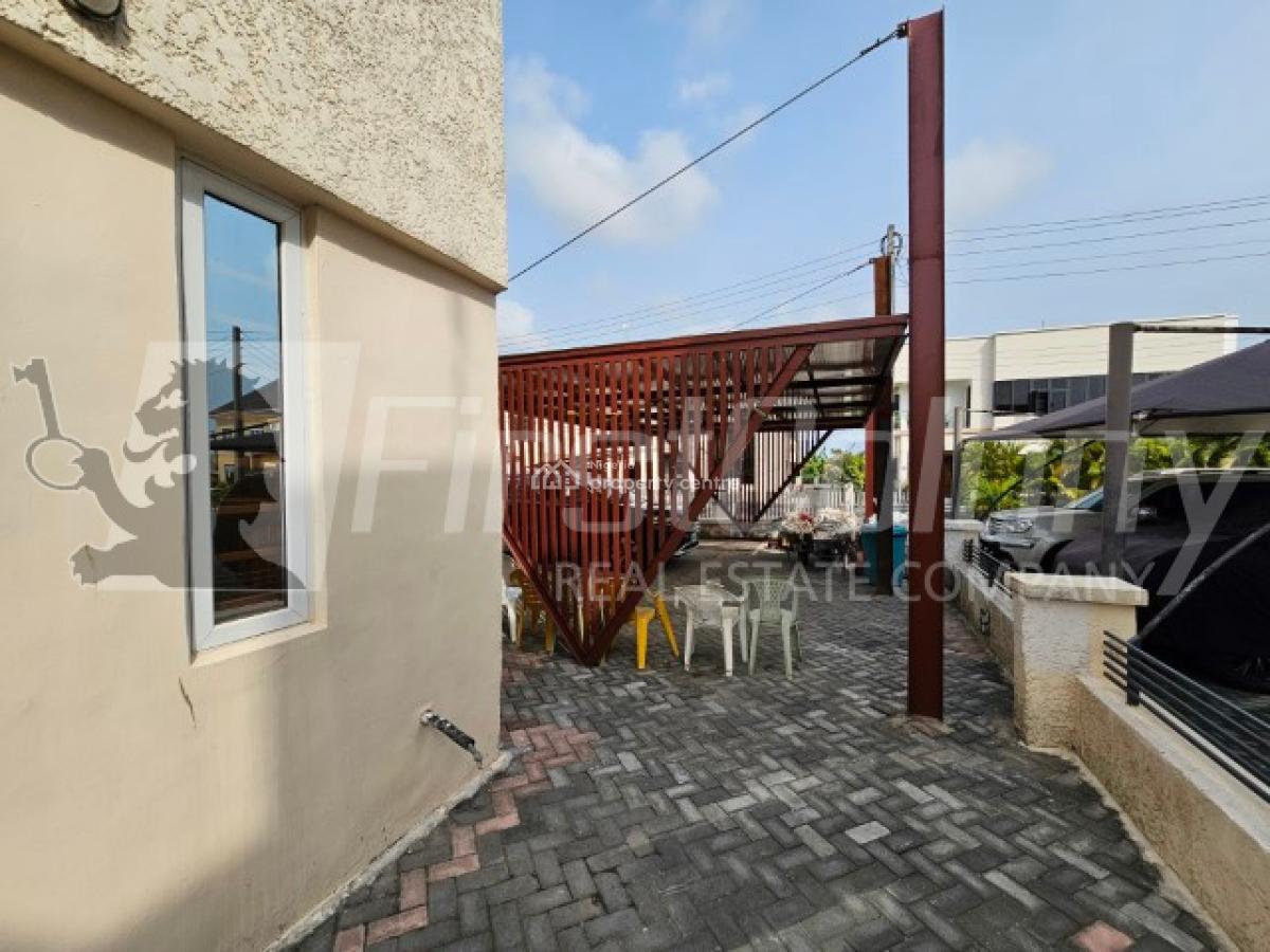 Gigantic 3 Bedroom Detached Home on Large Grounds (with 2-room Bq), Agungi, Lekki, Lagos, Detached Duplex for Sale