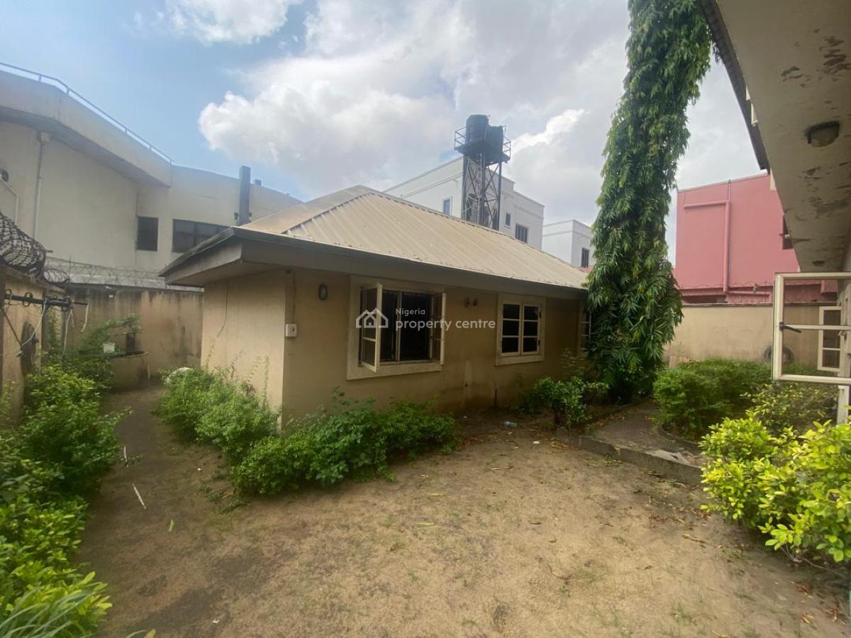 Fully Detached 5 Bedroom House with 2 Rooms Bq, Lekki Phase 1, Lekki, Lagos, Detached Duplex for Rent