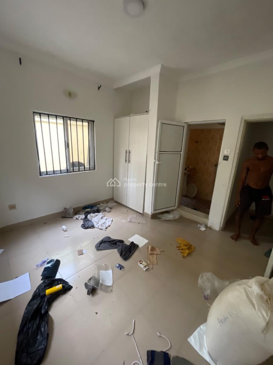 Standard 2bedroom Apartment, Ikota Villa Estate, Ikota, Lekki, Lagos, Flat / Apartment for Rent