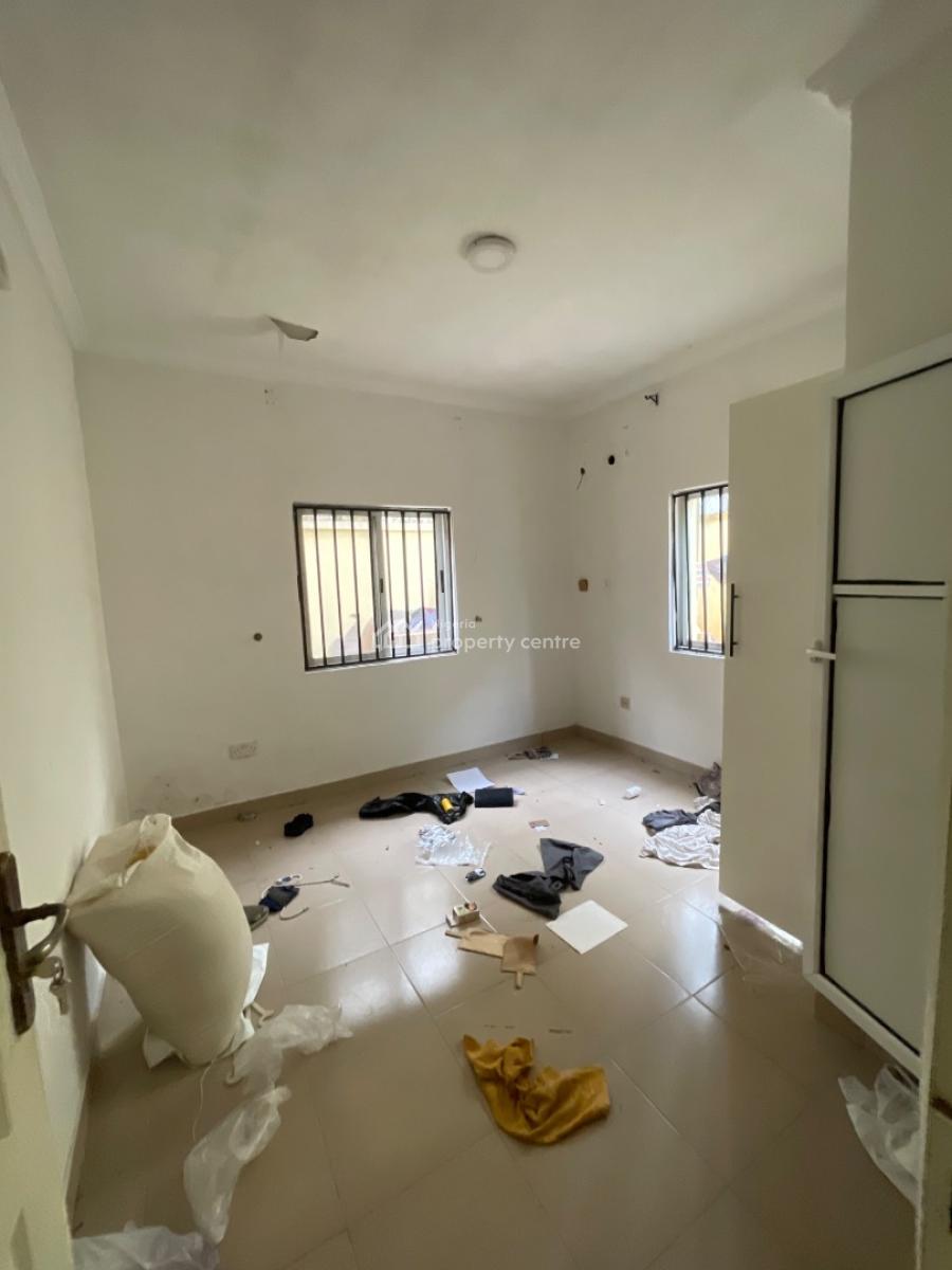 Standard 2bedroom Apartment, Ikota Villa Estate, Ikota, Lekki, Lagos, Flat / Apartment for Rent