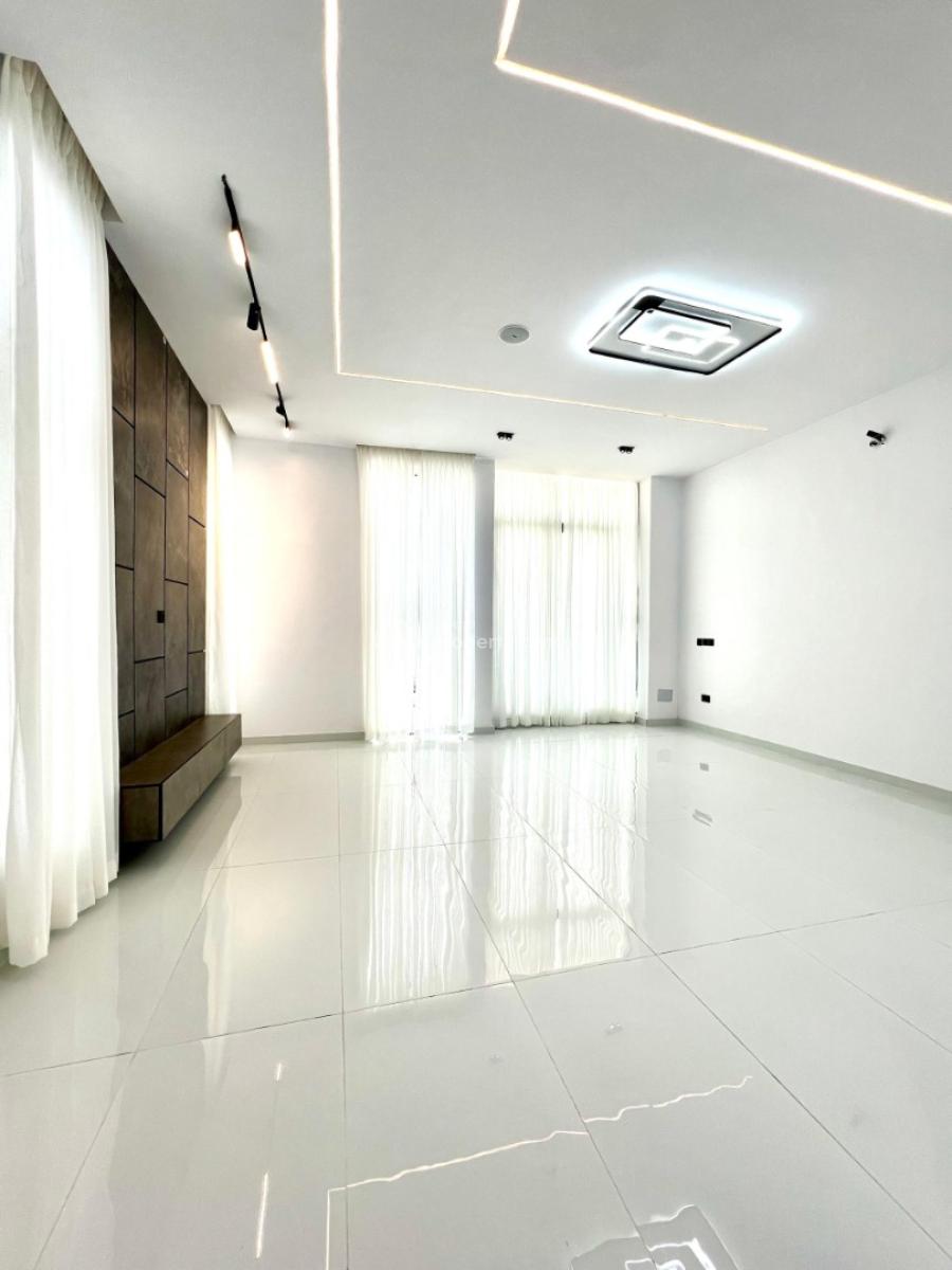 Stunning 5 Bedroom Detached Duplex with Bq, Ikota, Lekki, Lagos, Detached Duplex for Sale