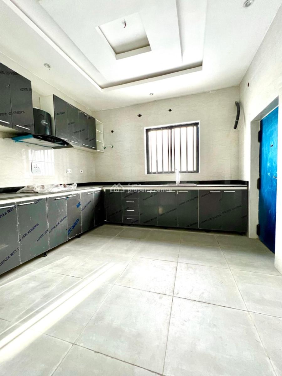 5 Bedroom Detached Duplex with Bq, Ologolo, Lekki, Lagos, Detached Duplex for Sale