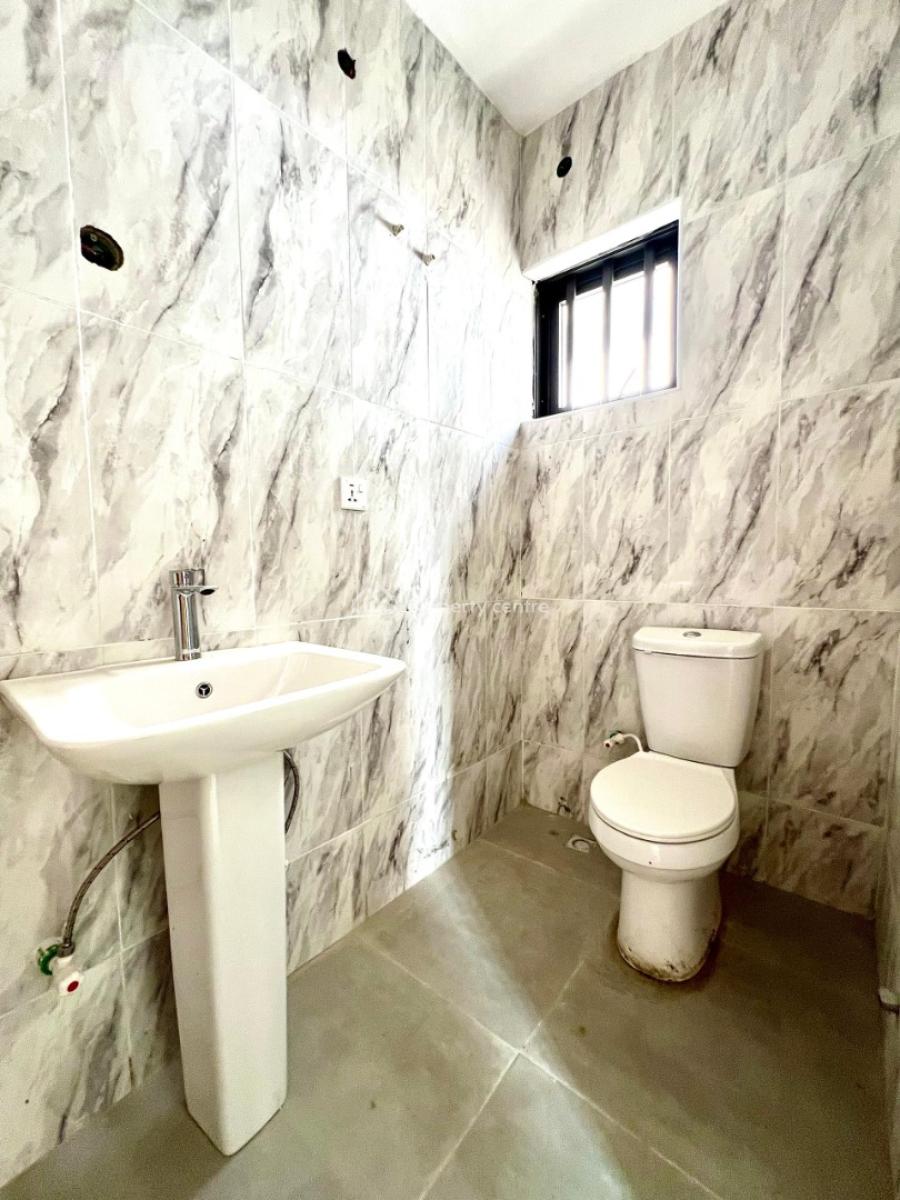 5 Bedroom Detached Duplex with Bq, Ologolo, Lekki, Lagos, Detached Duplex for Sale