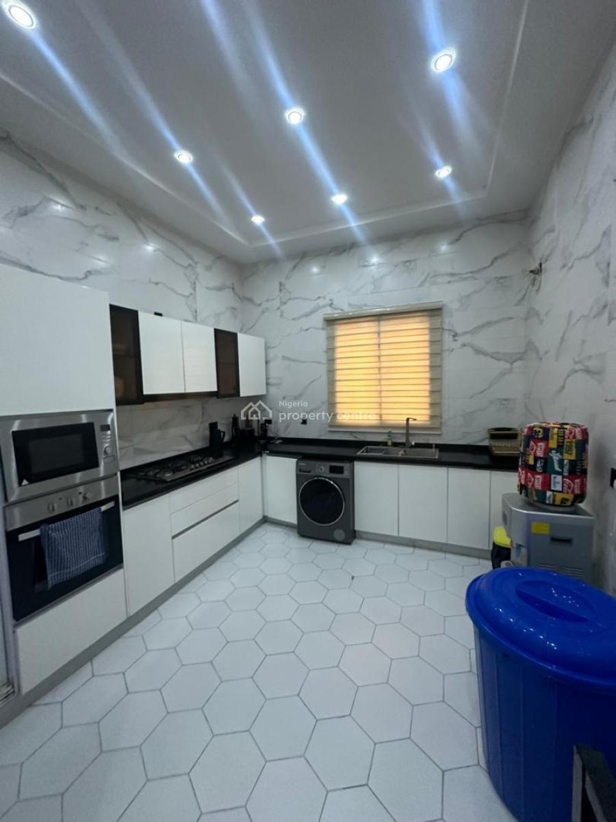 Waterfront 3 Bedroom Penthouse, Lekki Phase 1, Lekki, Lagos, Flat / Apartment for Rent