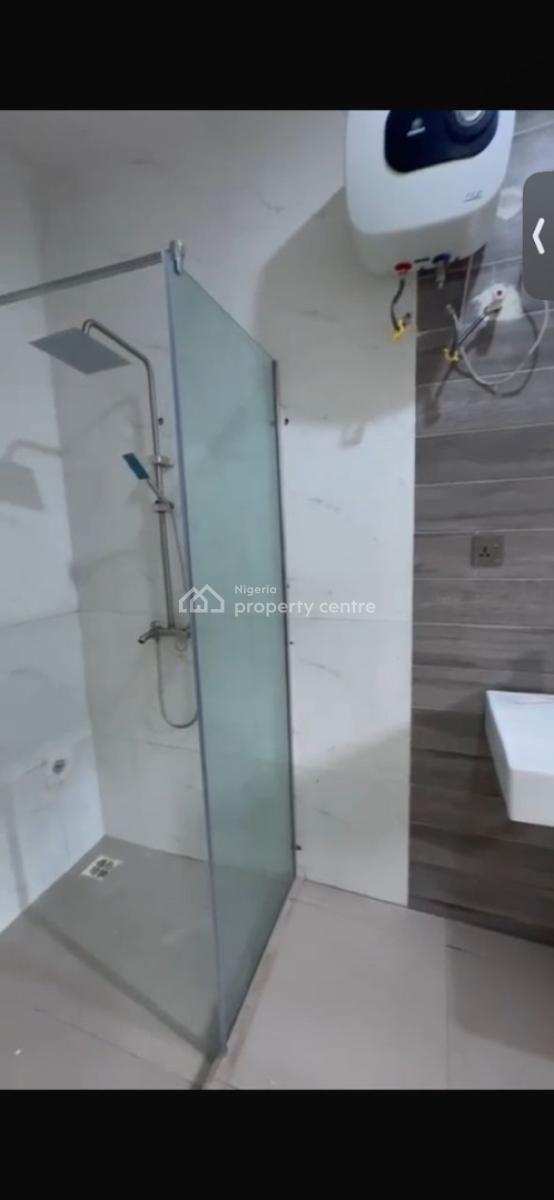 Masters Bedroom with Balcony, Orchid Road,royal Pine Estate, Lekki, Lagos, Flat / Apartment for Rent